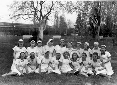 Die Zwangsarbeiterinnen der Firma Schneewei aus Charkow Juni 1942